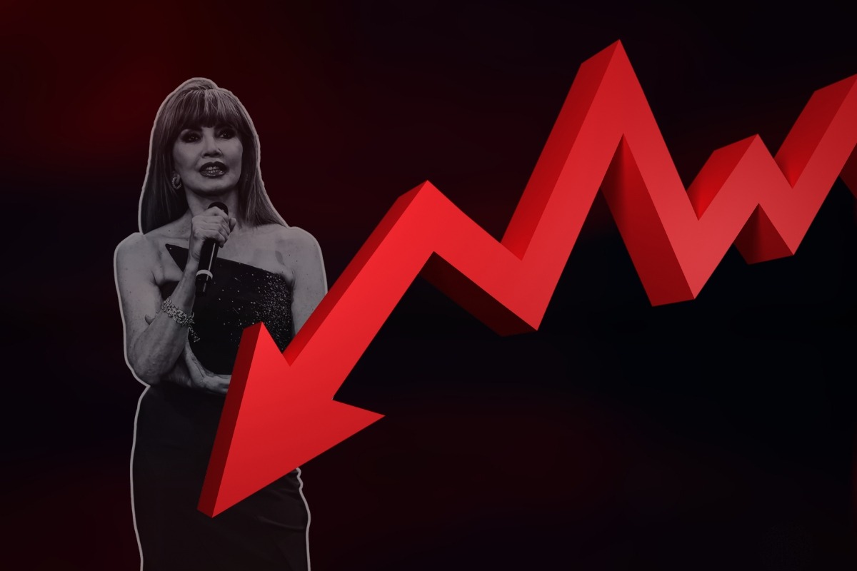 Milly Carlucci e freccia rossa calante