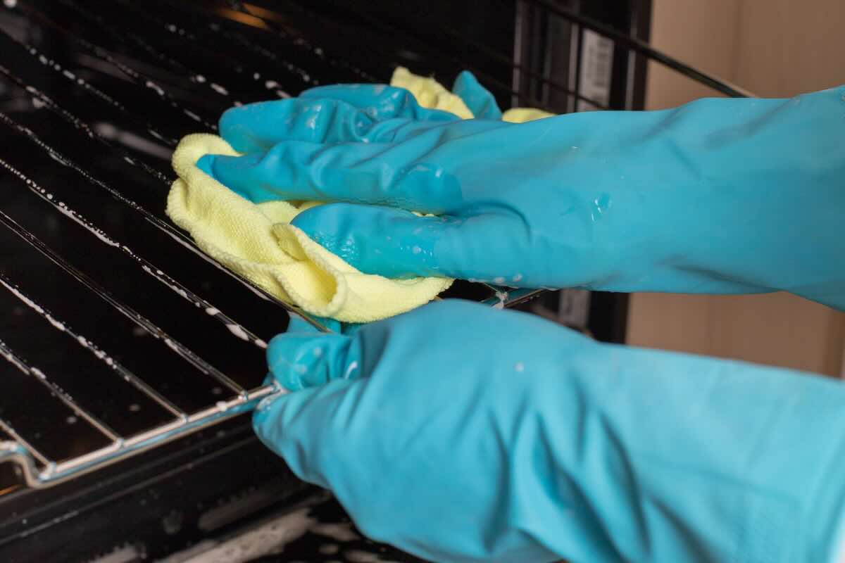 pulire griglia forno
